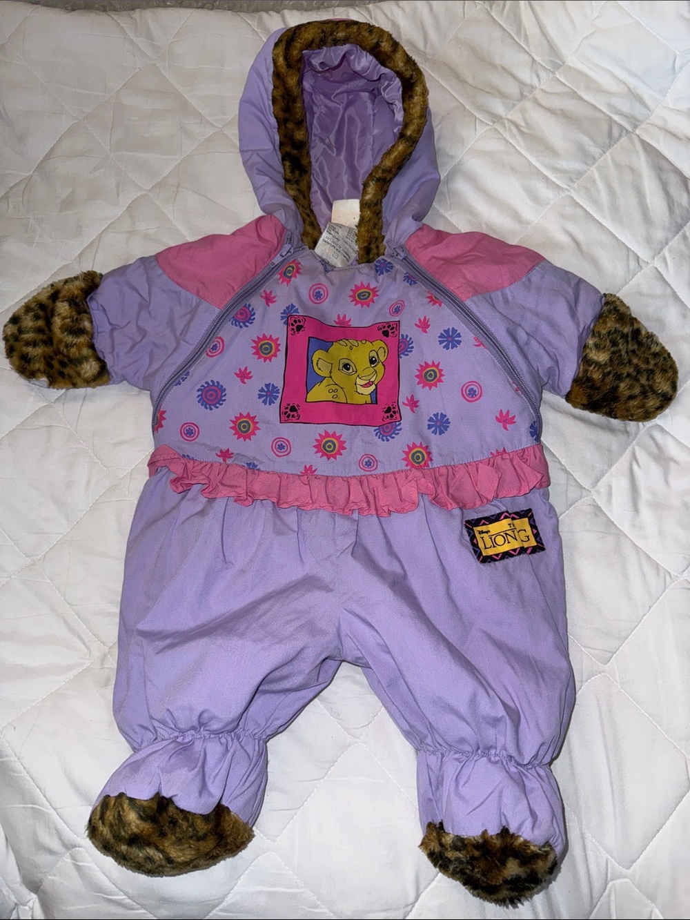 VTG 1990s Disney The Lion King baby snowsuit Lilac & Pink Lion Cub Snowsuit